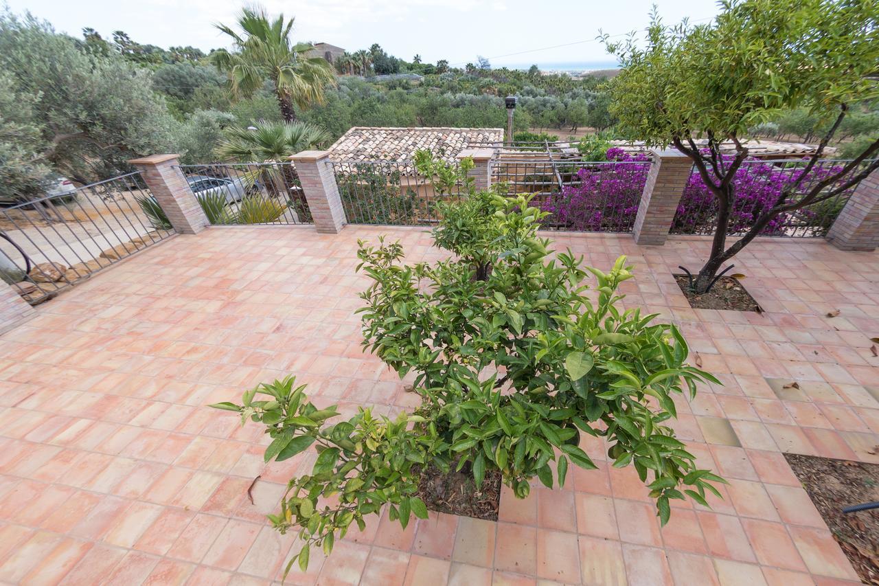 Parco Dei Templi Bed and Breakfast Agrigento Eksteriør billede